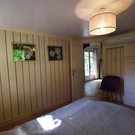 Chalet Avec Piscine Privee Et A