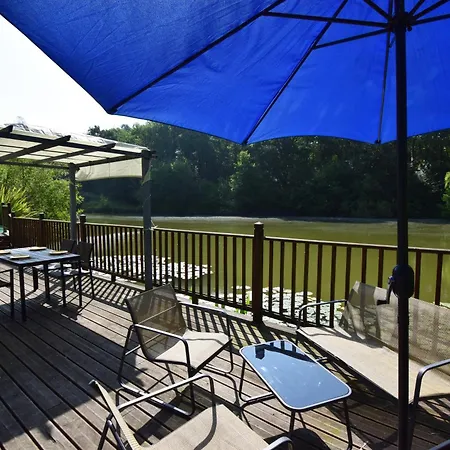 Chalet Avec Piscine Privee Et A Sos