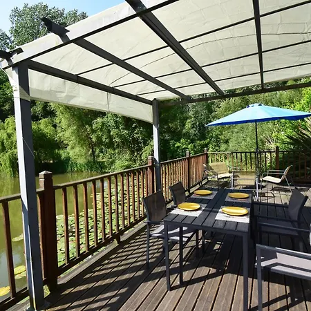 Chalet Avec Piscine Privee Et A